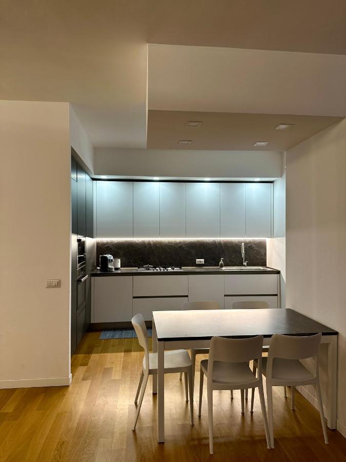 Modern Art Loft - Raffinato Loft In Zona Centrale Милан Экстерьер фото